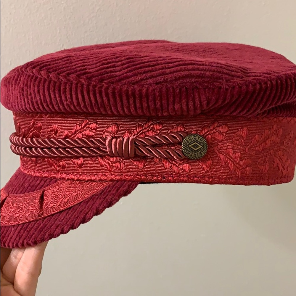 Red hat - Picture 3 of 6